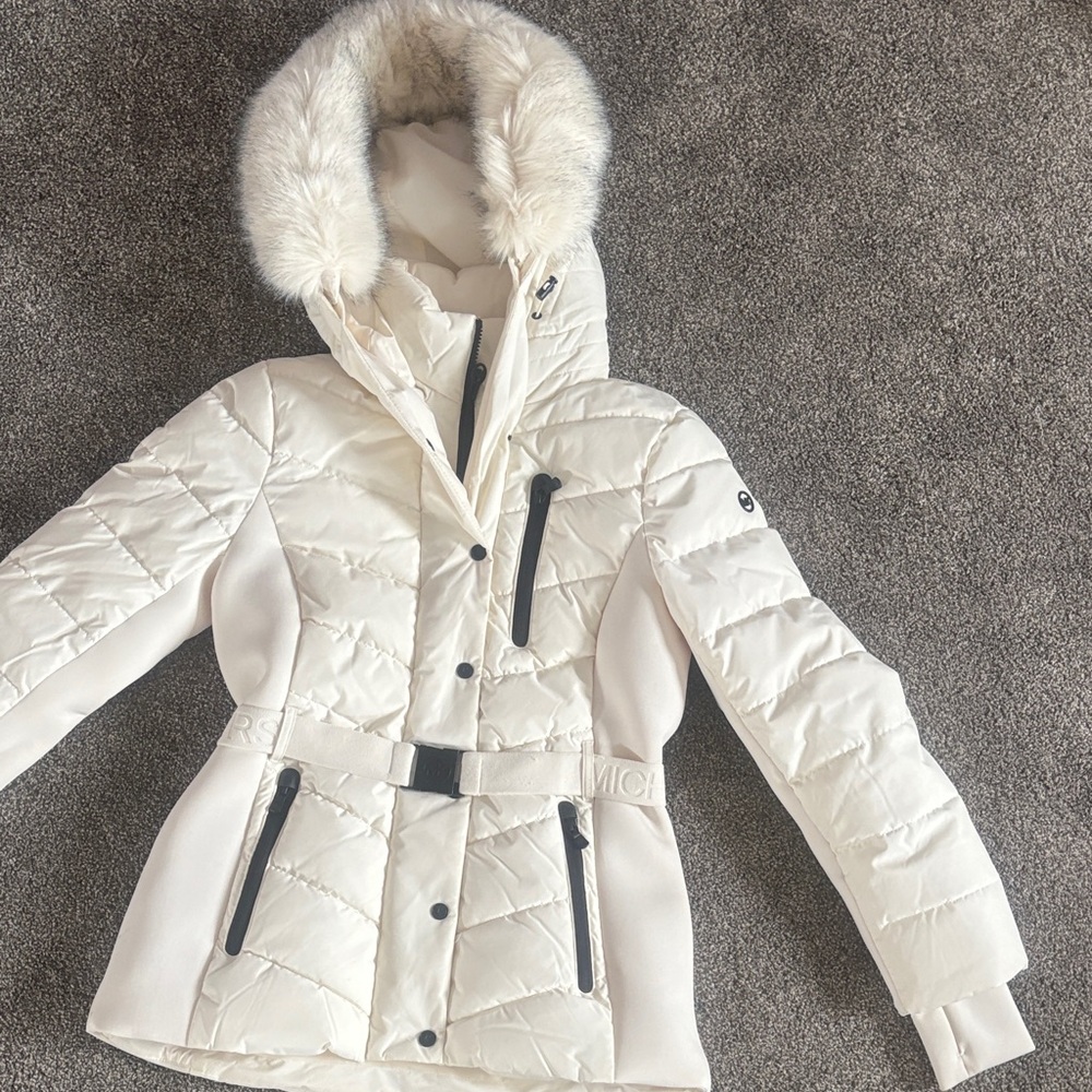 MICHAEL Michael Kors White Quilted Ski Jacket with Fur Trim